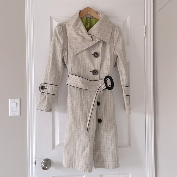 Soia & Kyo Jackets & Blazers - SOIA & Kyo Cream Checkered Plaid Funnel Neck Belted Trench Coat Size Medium
